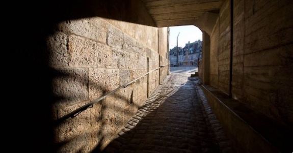 Énigmes et Mystères au Fil des rues